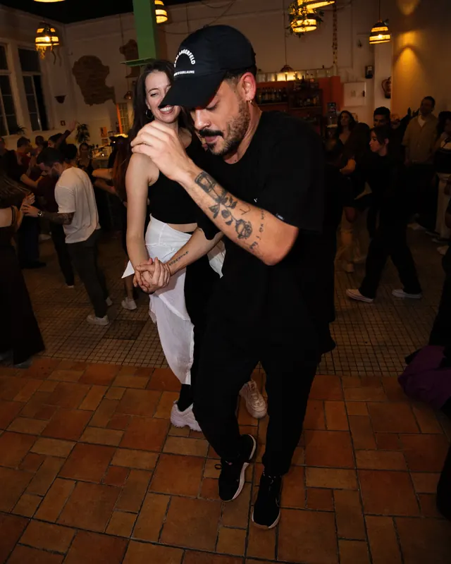 Roberto Val a dançar
